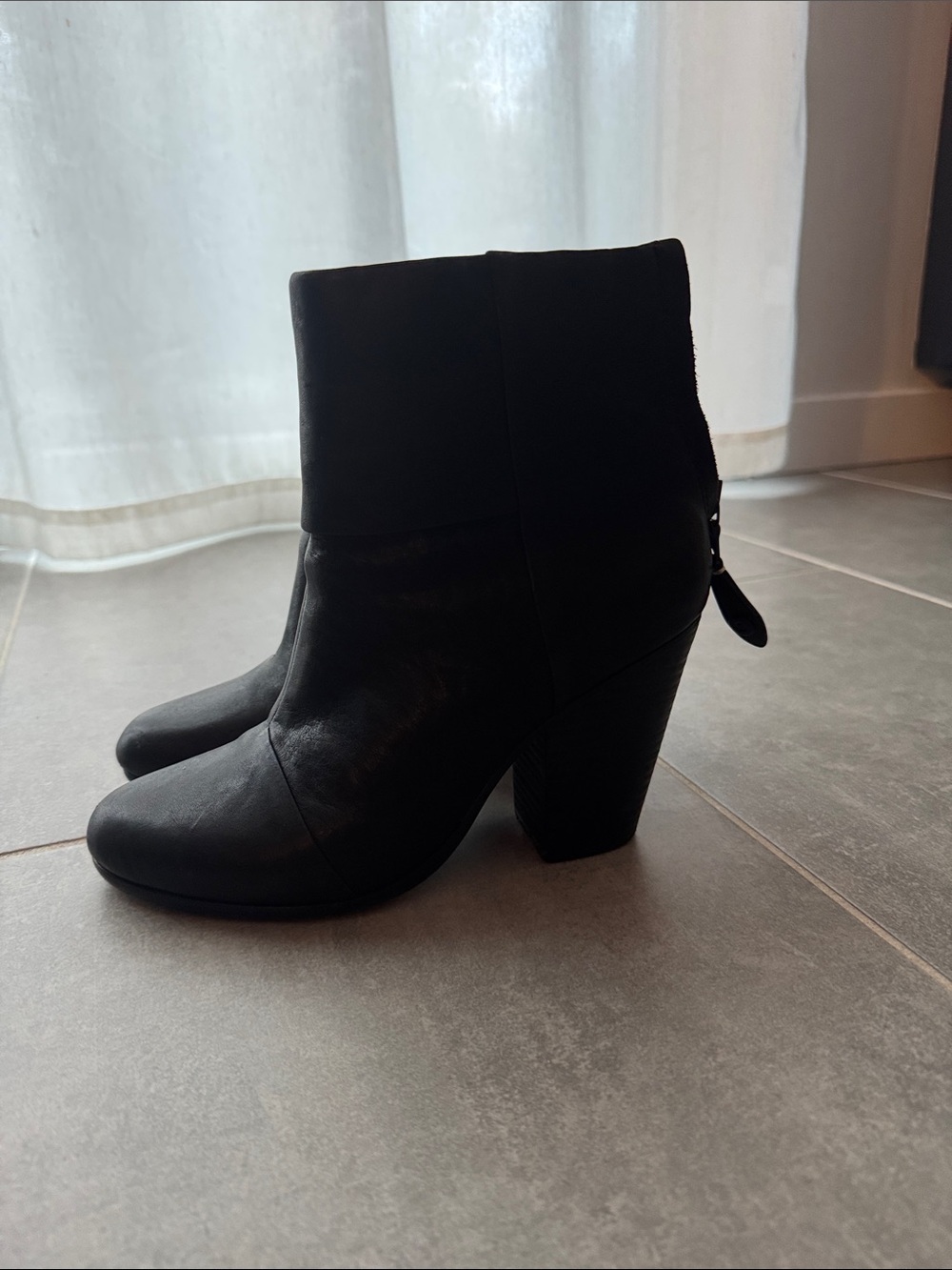 Rag & Bone Boots Womens Size 8.5 Black Classic Newbury Ankle Cow Leather NEW